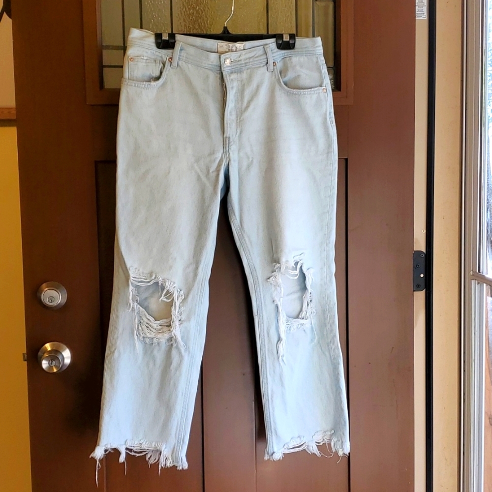 Free People Maggie Mid-Rise Straight-Leg Distressed Jeans Size 30 Light denim